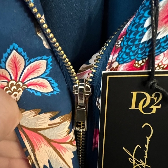 FINAL PRICE NWT DG2 Diane Gilman Women Blue w/multicolor Floral Print Full Zip - Picture 5 of 7